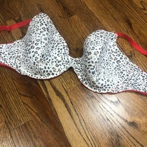 Victoria Secret Cheetah Print with Red Str…